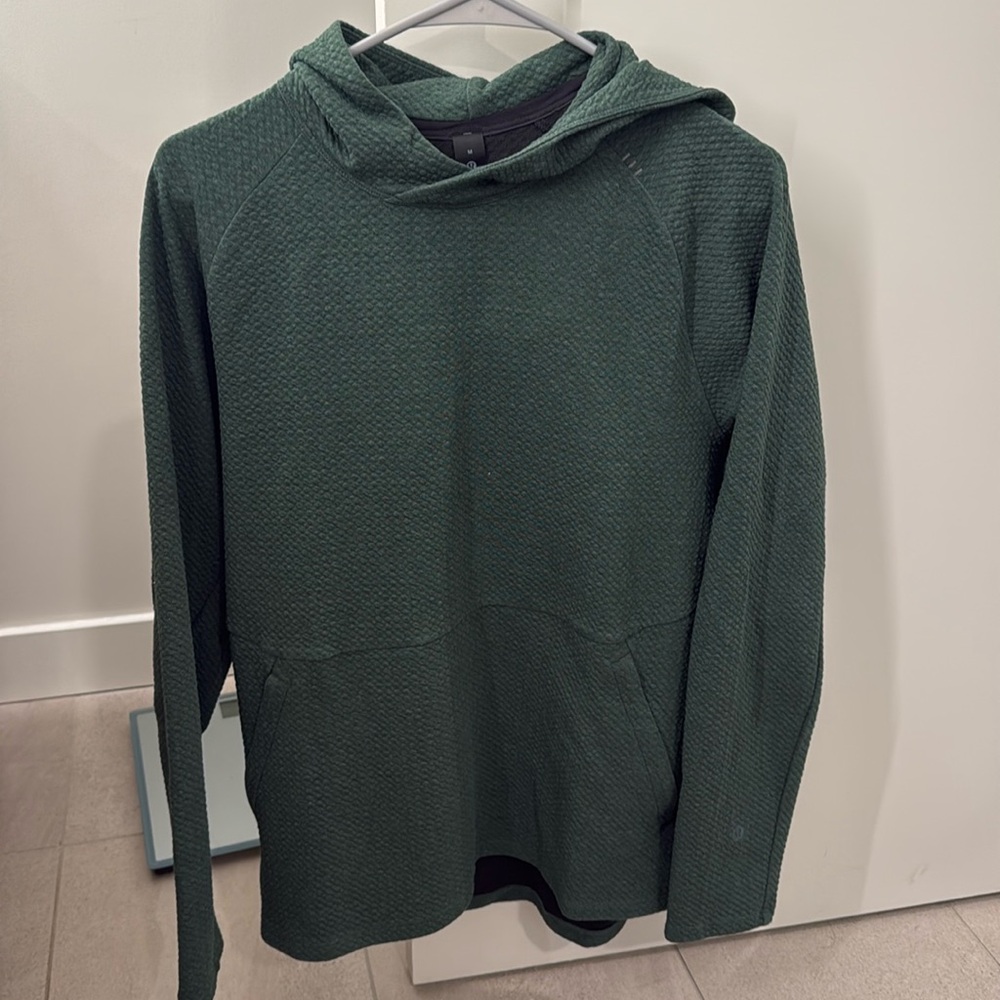 Men’s lululemon hoodie